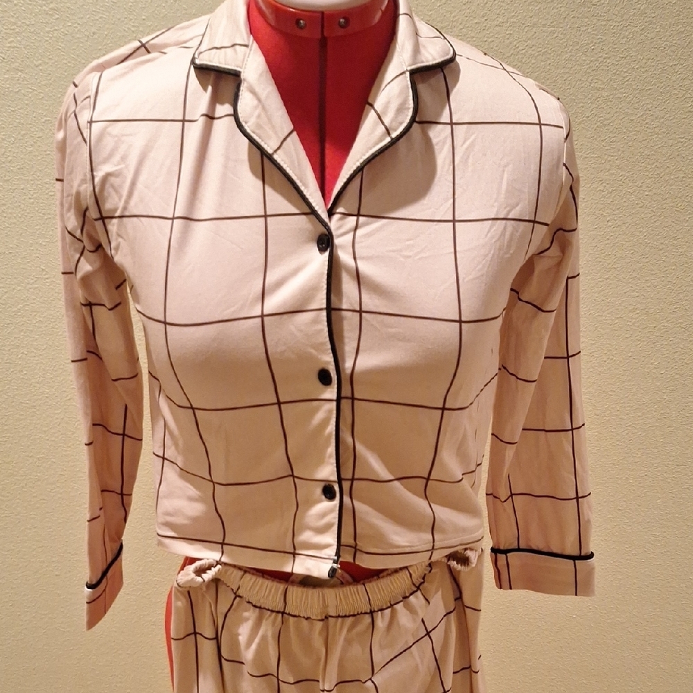 Checkered Pajama Set - Picture 2 of 7